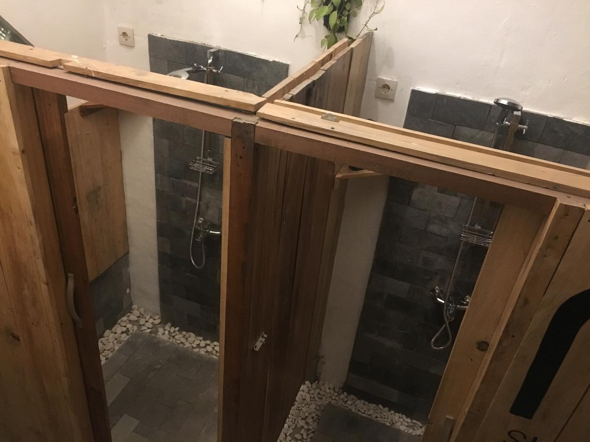 بيت شباب Wood Stone يوغياكارتا المظهر الخارجي الصورة